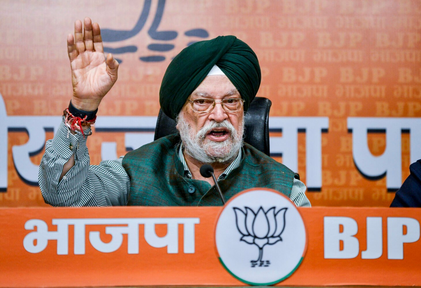 Union Minister Hardeep Singh Puri