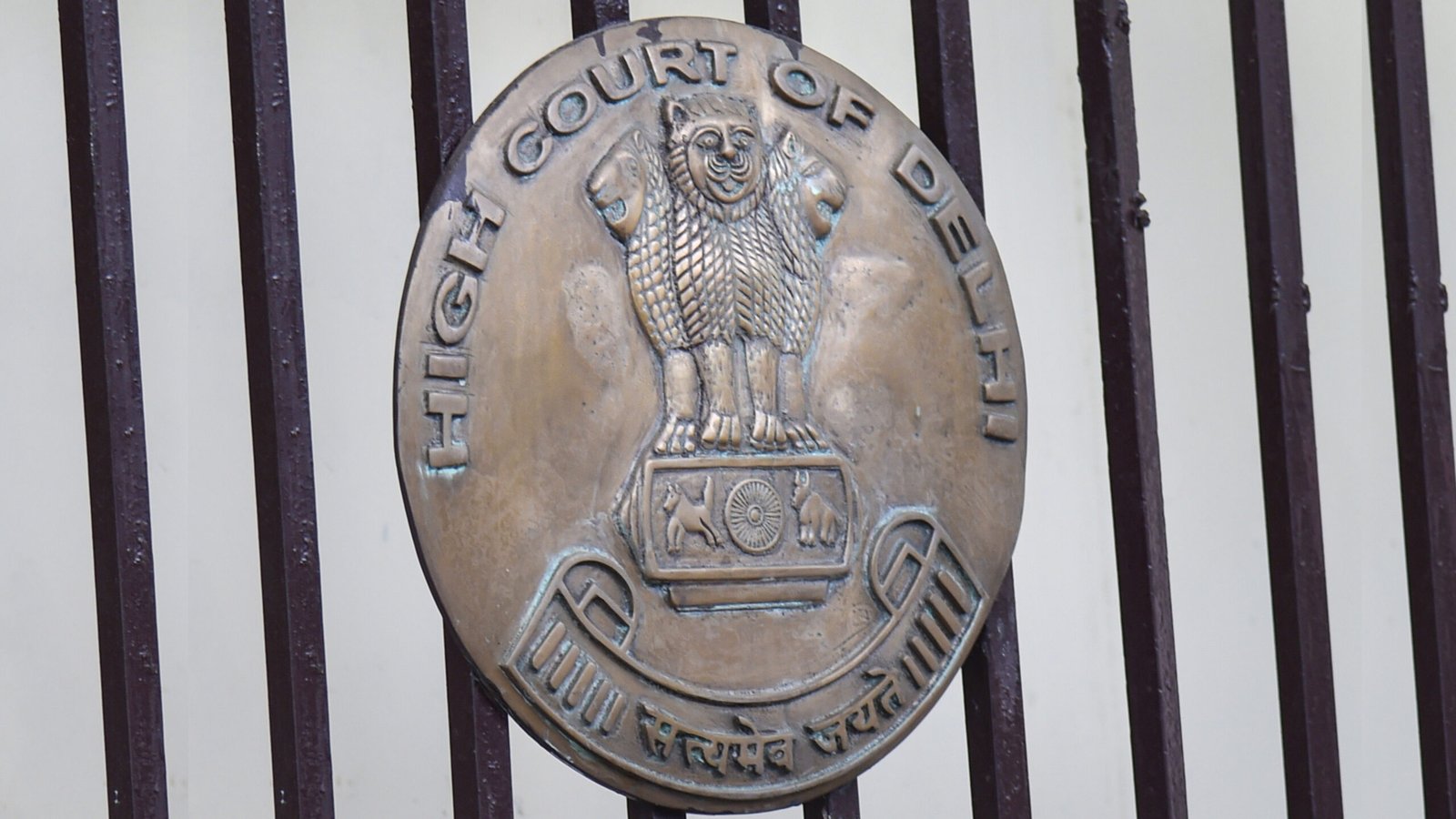 Delhi govt mandate to pvt schools to constitute fee