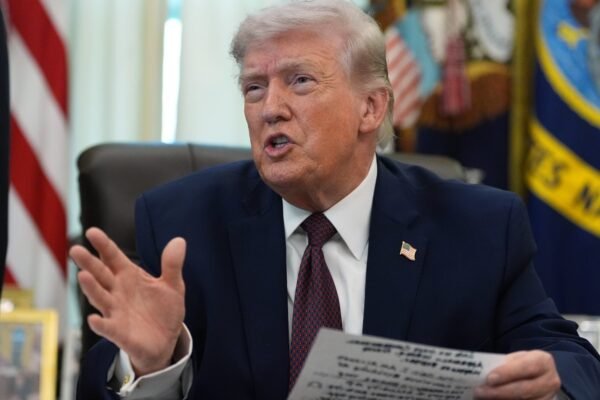 Trump Says Iran Offensive Could End in 2-3 Weeks, Hormuz Security Up to Allies