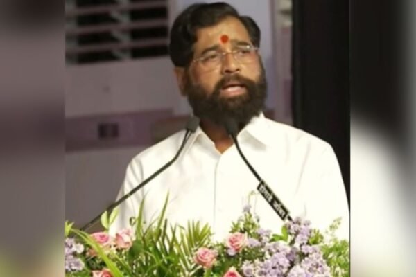 Six Shiv Sena (UBT) MPs cross over to ruling Shiv Sena in Maharashtra