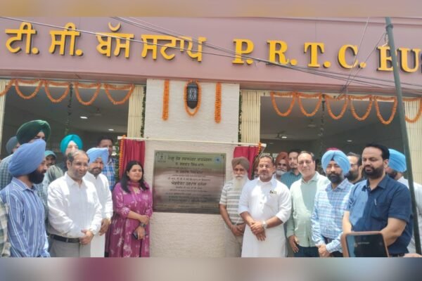 Harpal Juneja’s Unique Gesture: Sevadar Inaugurates Modern PRTC Bus Stop