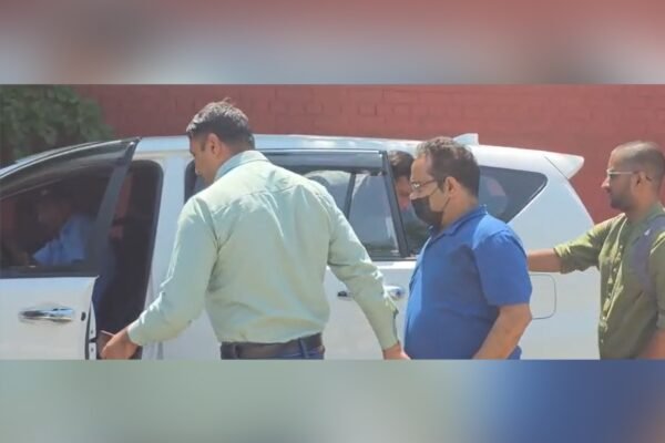Pankaj IAS held by CBI