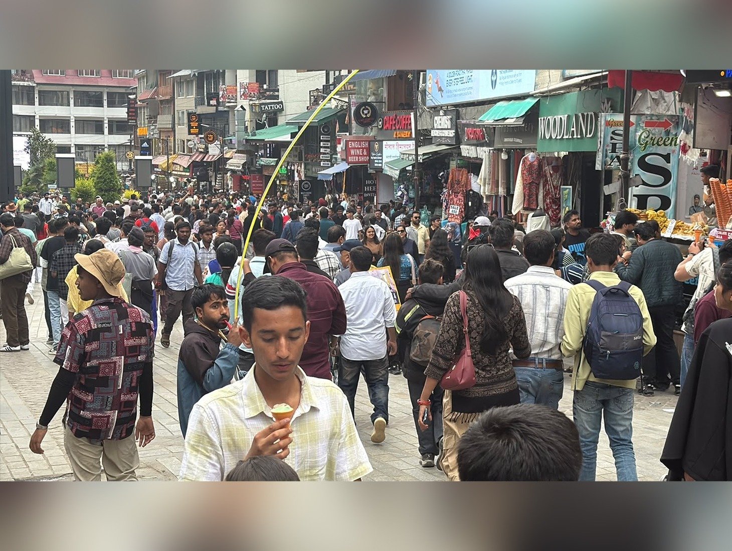 Traffic congestion concerns rise amid tourist influx in Himachal