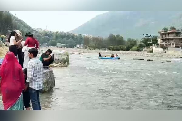 Tourism Booms In Kullu-Manali As Thousands Escape Plains’ Scorching Heat